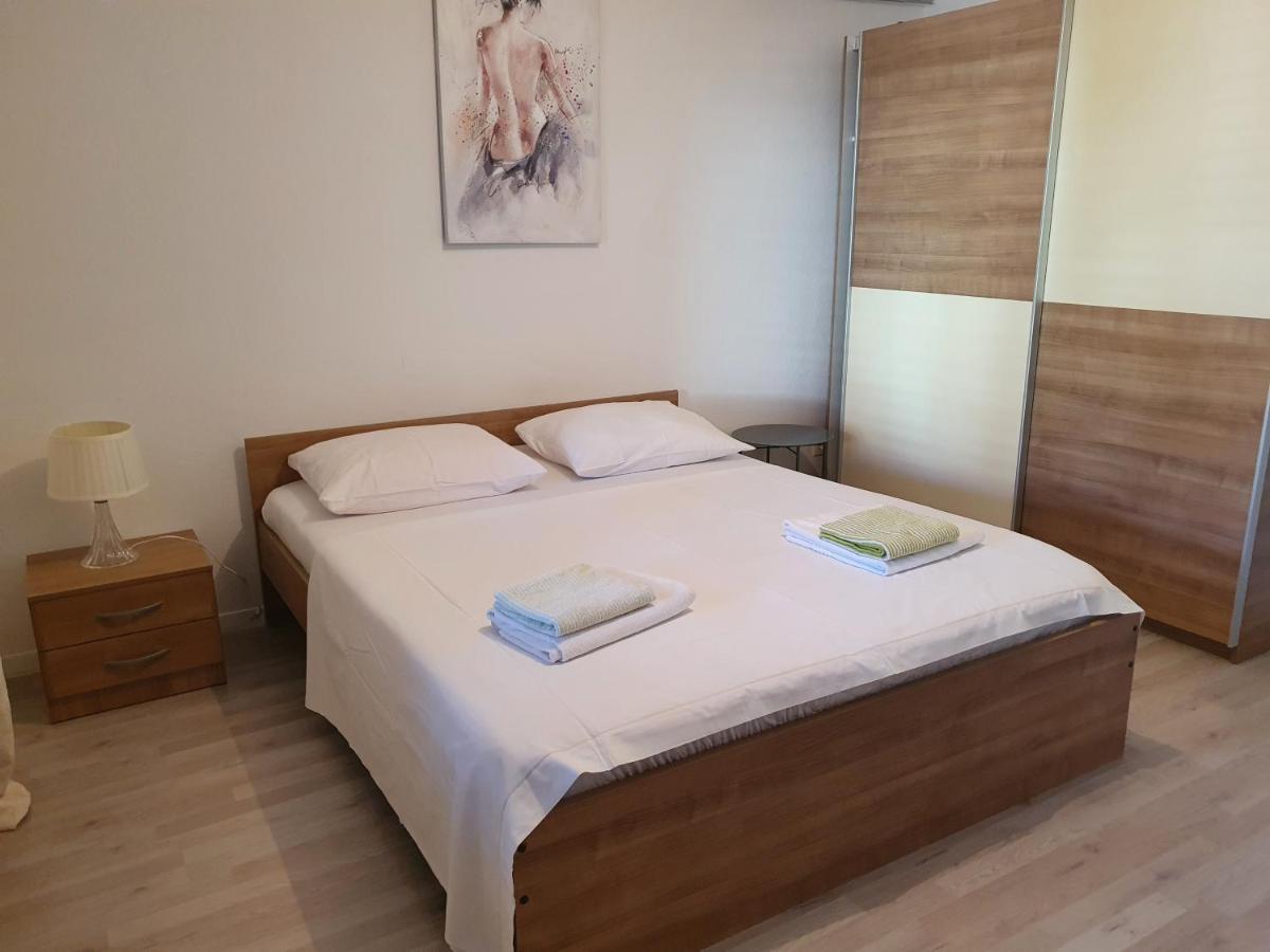 신 Apartman Luka 아파트 외부 사진